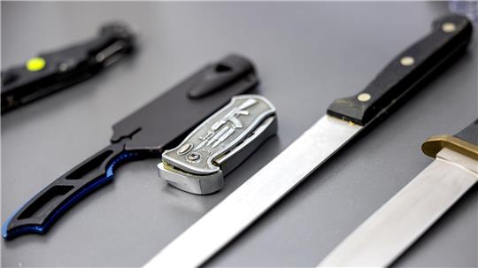 Angriffe mit Stichwaffen enden schnell tödlich.