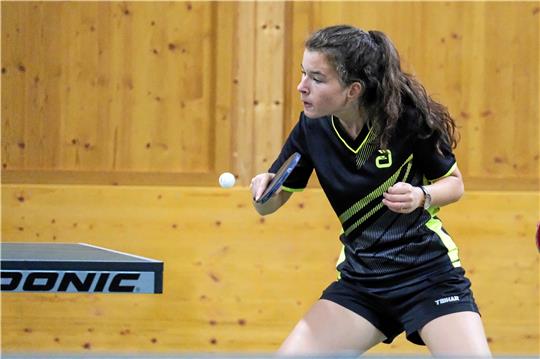 Anja Winkler und der MTV Bettingerode sichern sich beim TTC Borstel ein 7:7-Unentschieden. Foto: Drechsler