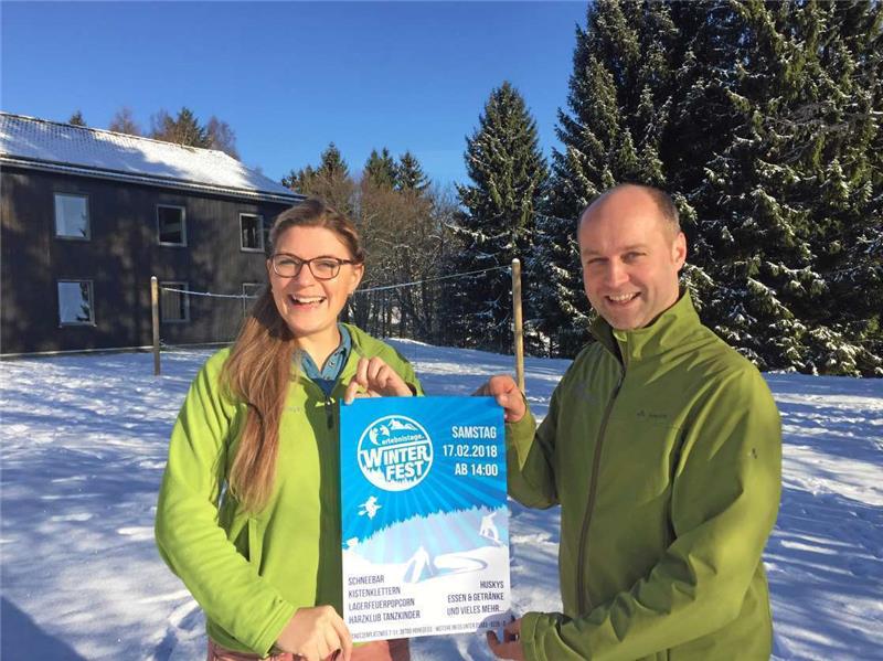 Anna-Lena Utermöller und Dirk Markert präsentieren das erste Winterfest der Erlebnistage Harz.  Foto: Privat