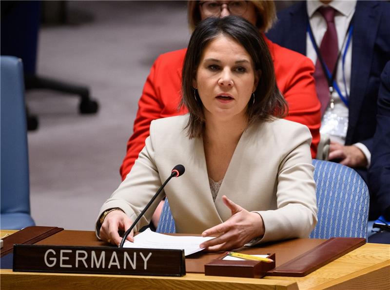 Baerbock: „Unterwerfung ist kein Frieden” Annalena Baerbock während ihrer Rede bei der Sondersitzung des Sicherheitsrates der Vereinten Nationen in New York.