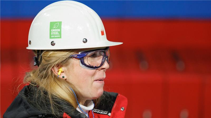 Georgsmarienhütte investiert 25 Millionen Euro in Walzstraße Anne-Marie Großmann, Gesellschafterin der Georgsmarienhütte Gruppe, will trotz hoher Kosten weiter in Deutschland investieren.