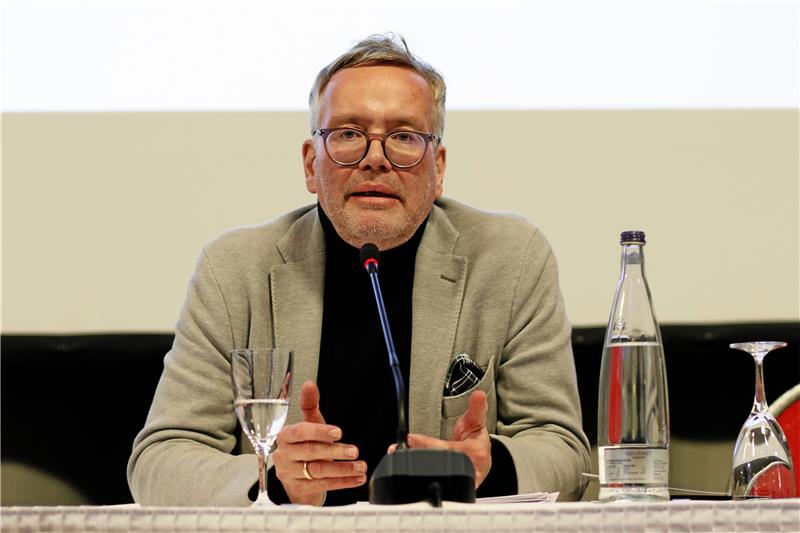 Ansgar Staudinger