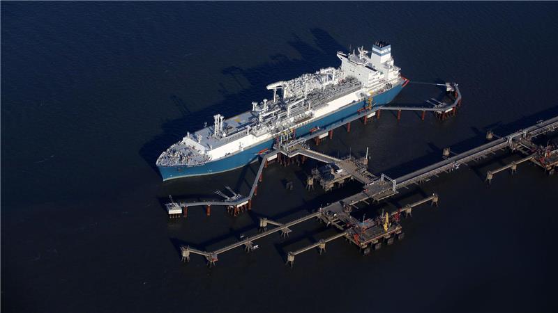 Anstelle der LNG-Terminals soll in Wilhelmshaven ein Anlieger für klimafreundliche Gase entstehen. (Archivbild)