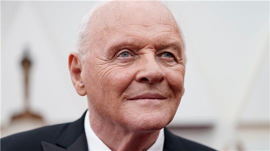 Anthony Hopkins schaute vor 50 Jahren das letzte Mal zu tief ins Glas und wäre danach fast gestorben. (Archivbild)