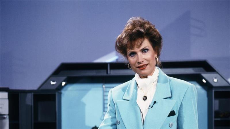 Antje-Katrin Kühnemann moderierte jahrelang die Sendung „Die Sprechstunde“ - hier im Jahr 1990. (Archivfoto)