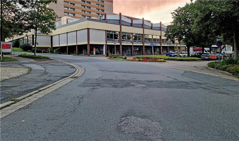 Anwohner monieren den desolaten Zustand der Straße Auf dem Glockenberg. Foto: Knoke