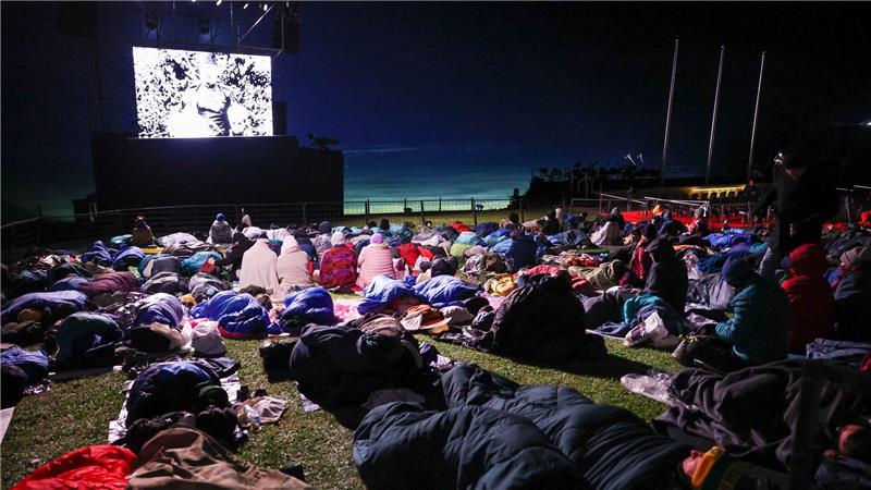 Anzac Cove bei Canakkale: Gänsehaut-Moment am Strand – Gedenkgottesdienst erinnert an die Landung des ANZAC 1915