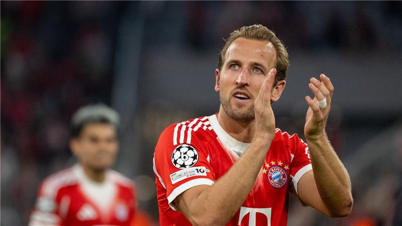 Bayern reiten mit Vorarbeiter Kane auf der Frühform-„Welle“ Applaus, Applaus: Harry Kane trifft doppelt gegen Chelsea.