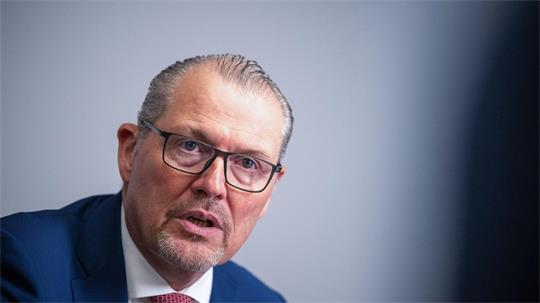 Arbeitgeberpräsident sieht einen mühsamen Weg zurück zu alter Stärke.