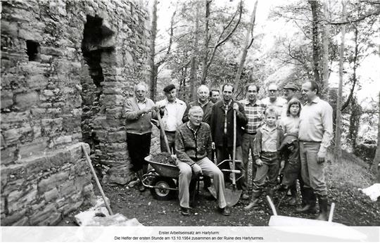 Arbeitseinsatz: Die Helfer der ersten Stunde im Jahr 1984 sind auf der neuen Homepage zu sehen.  Foto: Archiv Wittenberg