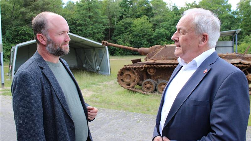 Sturmgeschütz im Sand - Wie ein Zufallsfund ins Museum kommt Archäologen sprechen von einem bedeutenden Fund.