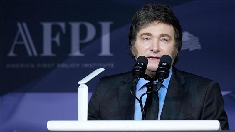 Trump feiert Gala mit Regierungskandidaten und Promis Argentiniens Präsident Javier Milei trat bei der Gala ebenfalls auf.