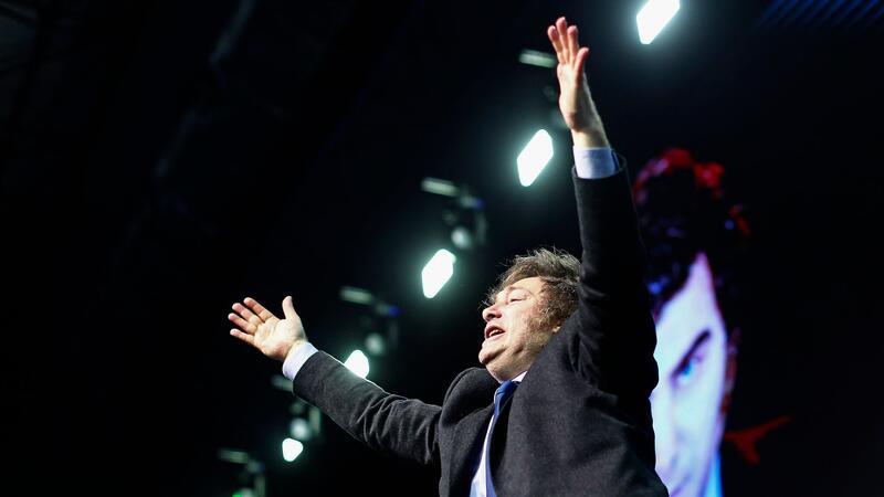 Milei tritt in Brasilien mit Bolsonaro auf Argentiniens ultraliberaler Präsident Javier Milei tritt bei der rechten CPAC-Konferenz in Brasilien auf.