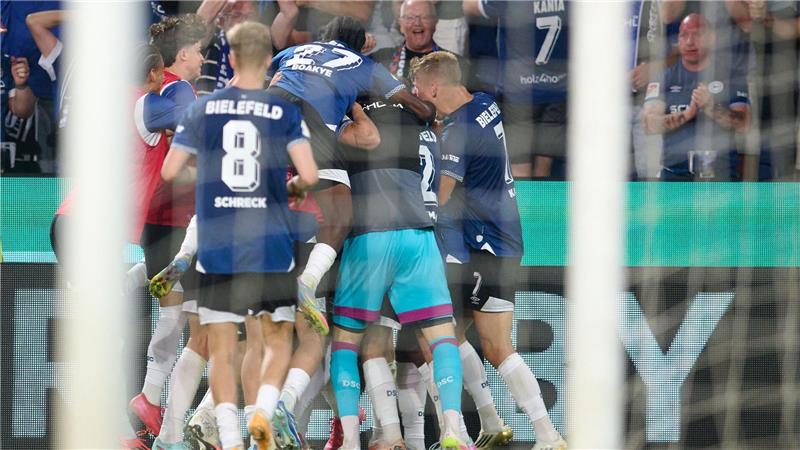 Arminia Bielefeld hat mal wieder einen Favoriten geschlagen.