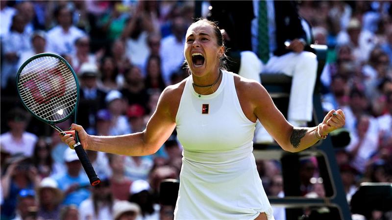 Tennis-Märchen vorbei: Aus in Wimbledon „wurmt“ Siegemund Aryna Sabalenka jubelt befreit auf.