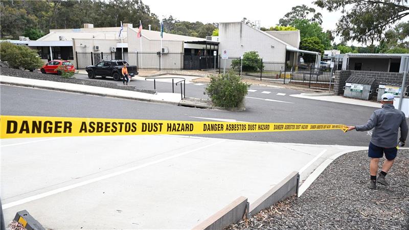 Asbest gilt als sehr gesundheitsschädlich.