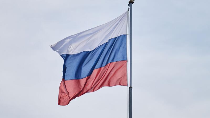 Russland: Antiterroreinsatz im Kaukasus beendet Attentäter haben in Dagestans Gebietshauptstadt Machatschkala und der Großstadt Derbent Synagogen und Kirchen angegriffen. Der in Folge dessen verhängte Alarmzustand ist aber wieder aufgehoben.