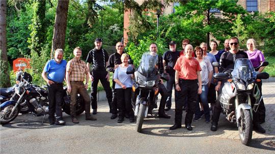 Auch 2016 starteten die biblischen Biker am Weinberg.