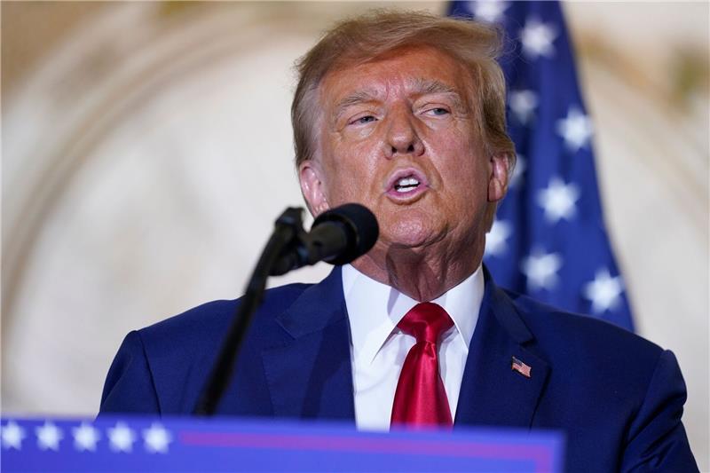 Präsidentenwahl: Trump schießt gegen Rivalen DeSantis Auch Donald Trump geht ins Rennen für die Präsidentschaftswahl 2024.