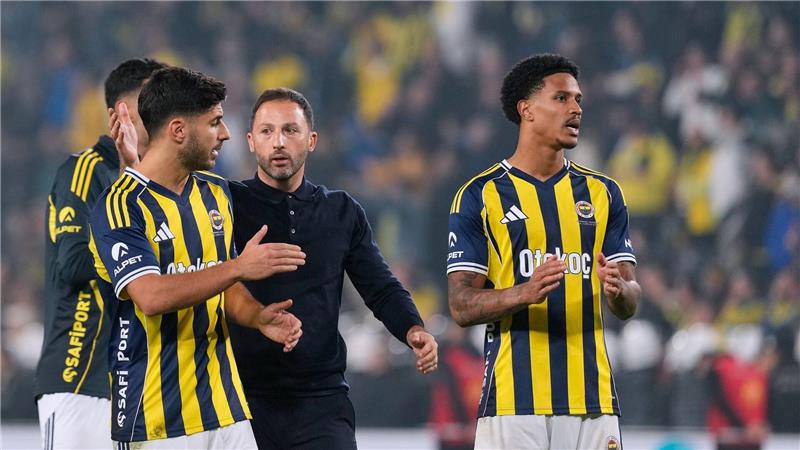 Auch Fenerbahçe-Trainer Domenico Tedesco verfolgt das Geschehen um seinen Club-Präsidenten. (Archivbild)