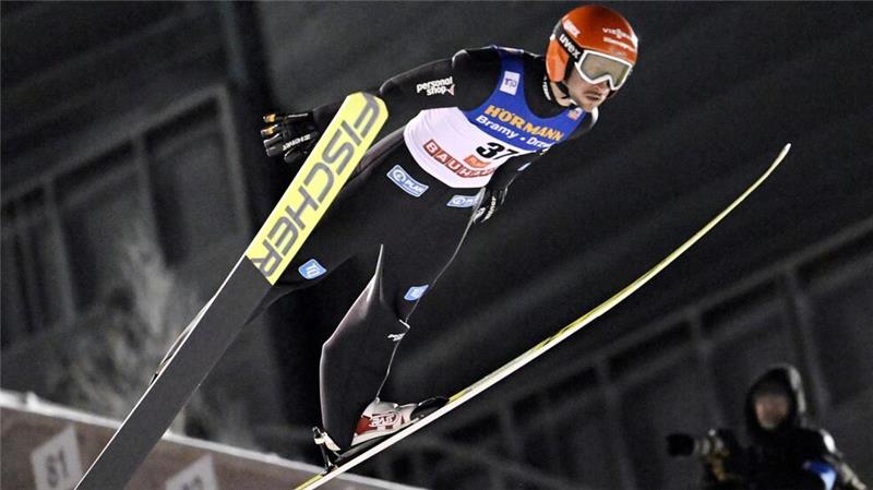 Skispringer Paschke feiert zweiten Saisonsieg Auch Markus Eisenbichler ist mit seinem Wettkampf in Finnland zufrieden.