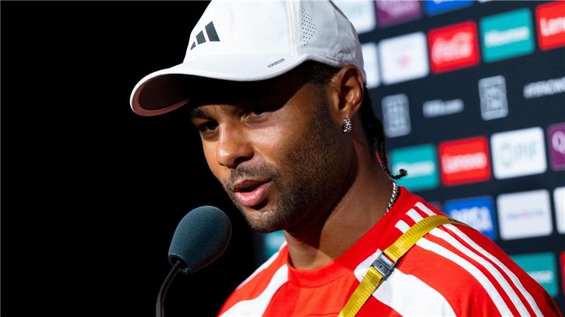 Auch Serge Gnabry äußert sich in Miami zu seiner Situation.