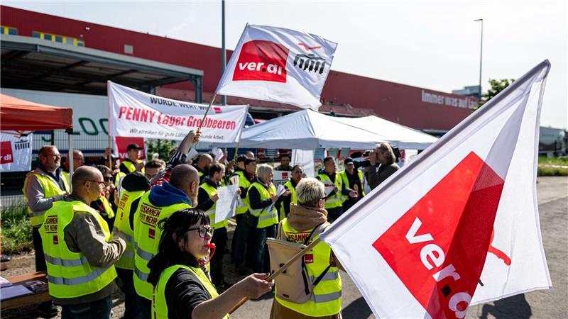 Auch am Penny-Logisitkzentrum Großbeeren wurde gestreikt.