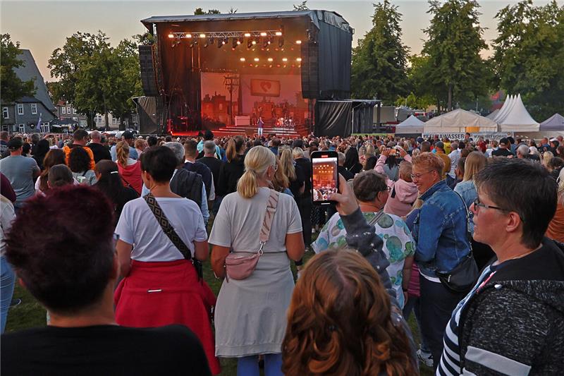 Auch am Samstag füllt sich die Kaiserpfalzwiese: Ben Zucker gibt ein Konzert.