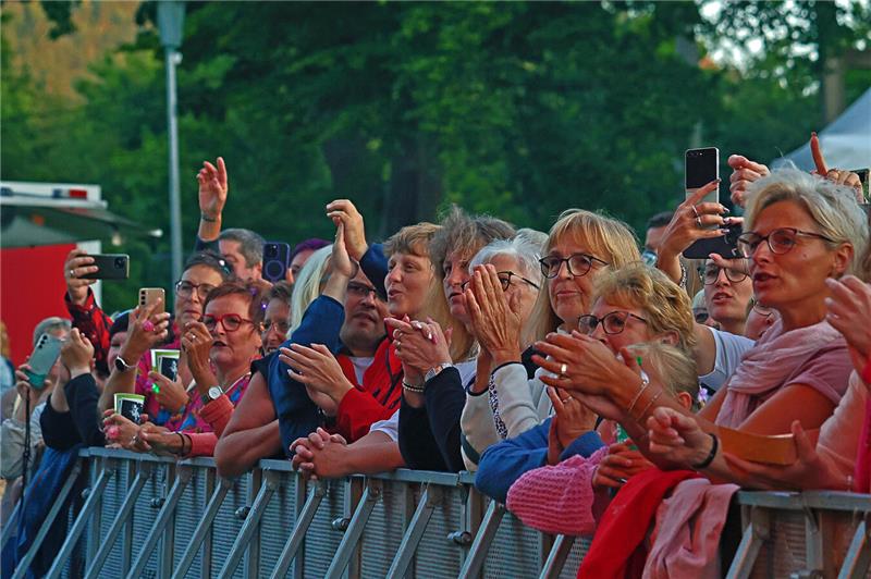 Auch am Samstag füllt sich die Kaiserpfalzwiese: Ben Zucker gibt ein Konzert.