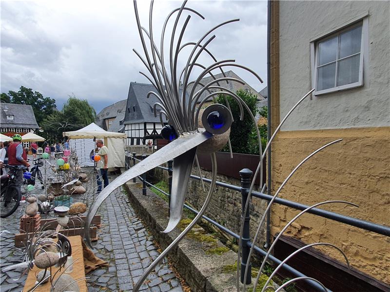 Kunsthandwerkermarkt erobert das Goslarer Zentrum Auch an der Abzucht bieten die Kunsthandwerker am Wochenende ihre Waren an.