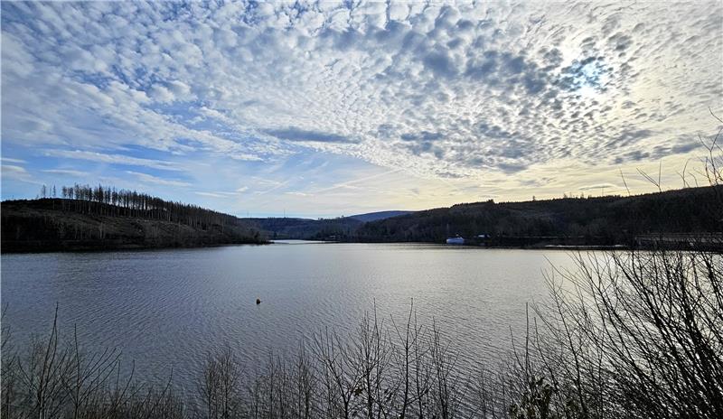 2023 heiratet ein Pärchen auf der Okertalsperre Auch auf der Okertalsperre trauen Oberharzer Standesbeamte Paare. Mit der MS Aquamarin der „Okersee Schiffahrt“ geht’s hinaus. Foto: Potthast