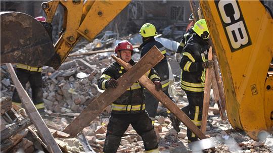 Auch aus Dnipro wurden schwere Explosionen gemeldet.