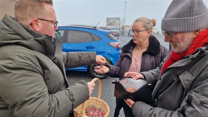 Auch bei den Supermärkten in Zellerfeld sind die Schweinchen schnell weg.