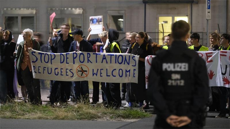 Sammelabschiebung nach Afghanistan - Fokus auf Straftäter Auch bei vorherigen Sammelabschiebungen nach Afghanistan hob die Chartermaschine vom Flughafen Leipzig/Halle ab.