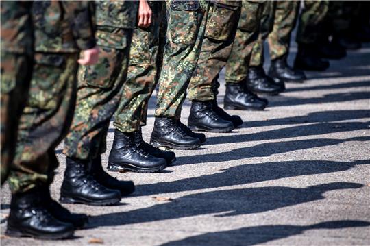 Auch der Reservistenverband spricht sich für eine Wiedereinführung der Wehrpflicht aus: «Die Bundesrepublik Deutschland ist nicht zu verteidigen, (...) wenn wir keine Wehrpflicht haben.»