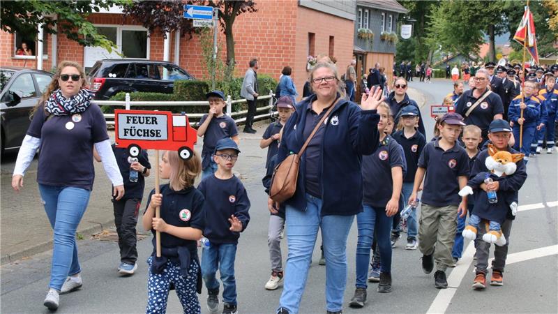 Auch der wichtige Feuerwehrnachwuchs ist mit von der Partie.