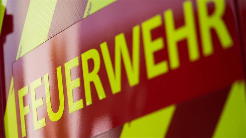 Auch die Autobahn wurde beschädigt. (Symbolbild)