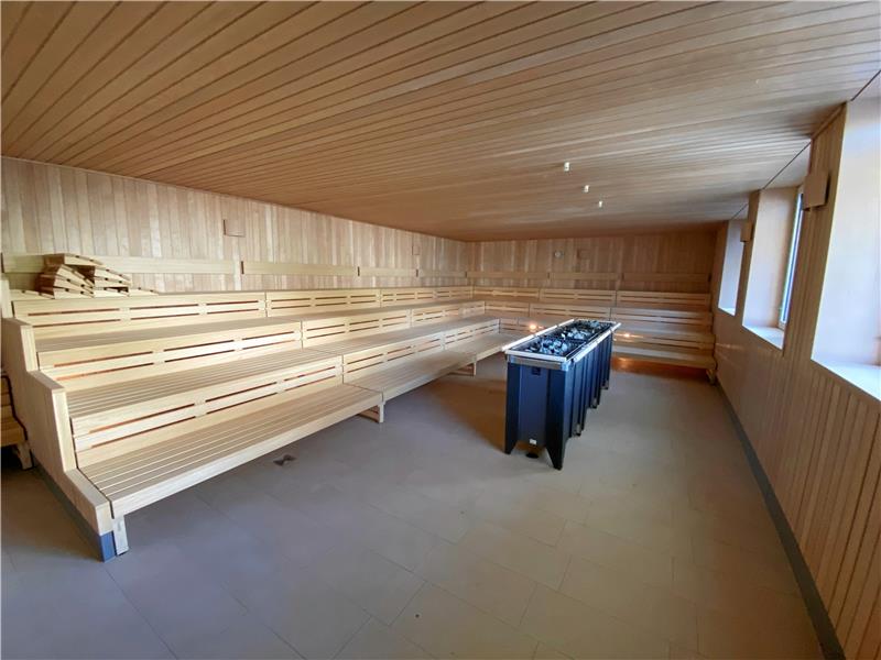 Auch die Sauna wurde erweitert, zum Beispiel um diese Kabine, die 70 Personen fasst.