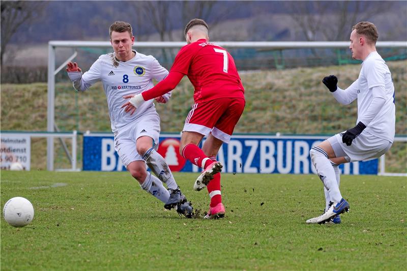 Die TSG grüßt wieder das Murmeltier Auch drei Treffer von Christian Schubert helfen der TSG Bad Harzburg nicht weiter. Der Landesligist unterliegt bei Sparta Göttingen mit 3:5. Foto: Drechsler