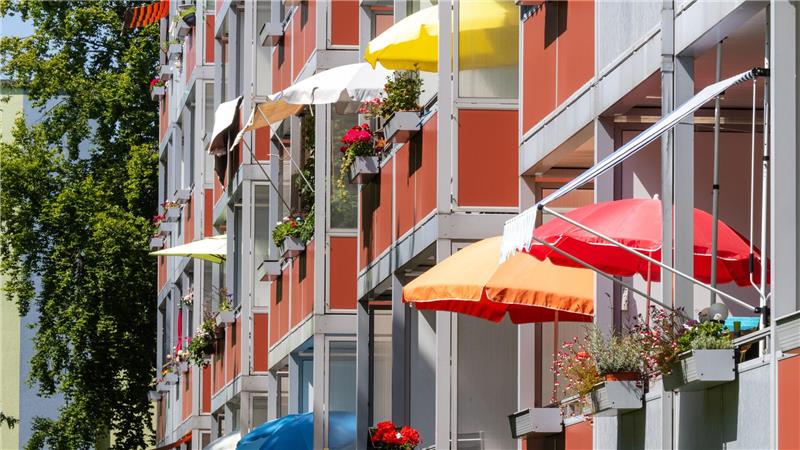 Hitze-Check: Schwitzen in Offenburg, Schatten in Kiel Auch durch dichte Bebauung staut sich in Städten die Hitze.