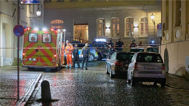 Auch ein Rettungswagen war vor Ort.