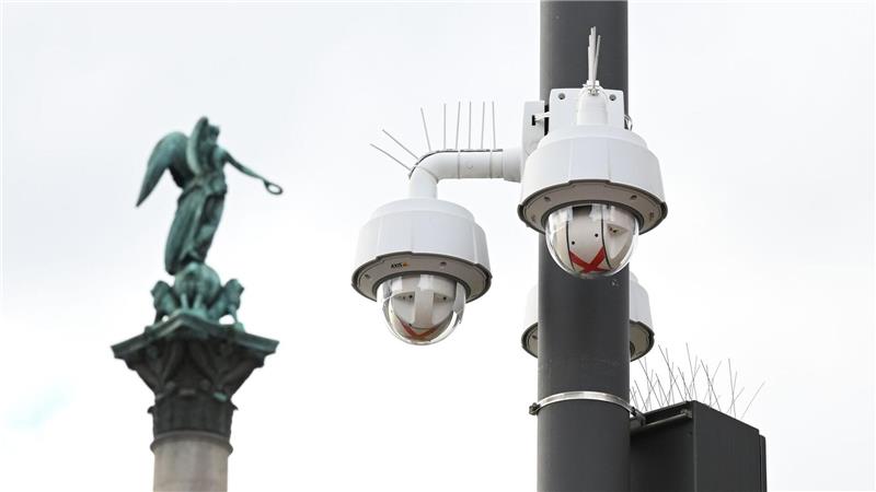 Auch einen Ausbau der Videoüberwachung fordert die Gewerkschaft. (Archivbild)