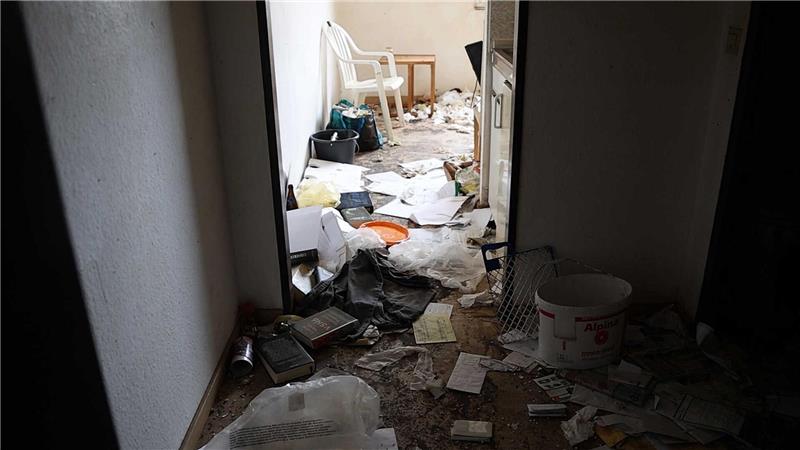 Auch im Inneren des Gebäudes gab es zuletzt viel Müll. (Archivbild)