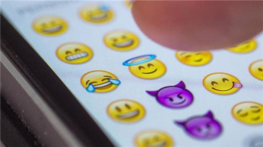 Auch im ersten Quartal 2025 gibt es wieder neue Emojis. (Symbolbild)