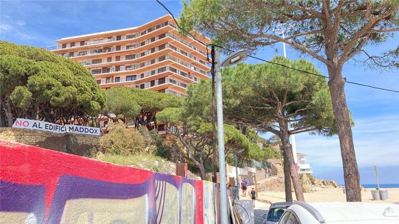 Auch im katalanischen Platja d’Aro ist die Bauwut an der Küste ein Problem. (Archivbild)