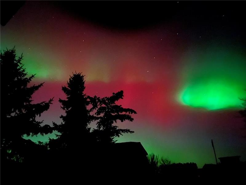 Auch in Abbenrode waren das seltene Lichtphänomen zu sehen, festgehalten von Ine...