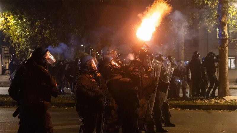 Ausschreitungen bei Protesten in europäischen Ländern Auch in Italien kam es zu Zusammenstößen.