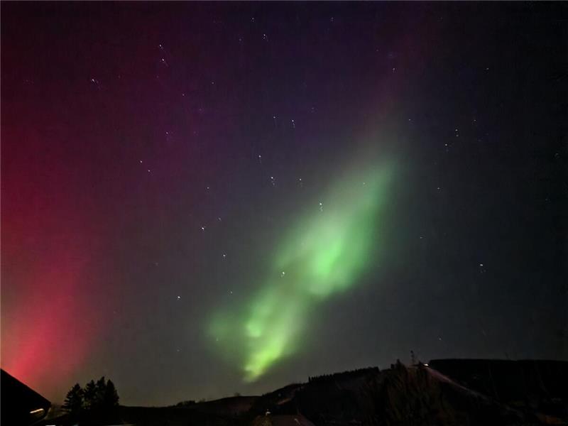 Auch über dem Bocksberg in Hahnenklee waren die Polarlichter zu sehen, wie ein F...