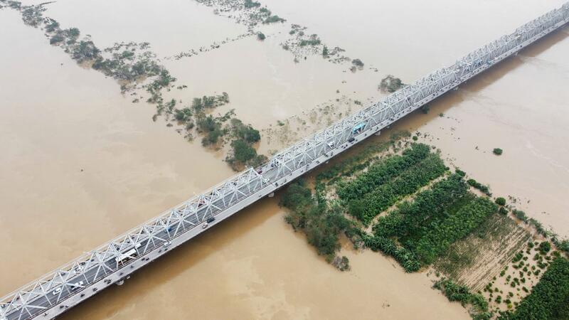 Nach Taifun „Yagi“: Viele Tote und Vermisste auch in Myanmar Auch viele Teile der Hauptstadt Hanoi stehen unter Wasser (Handout).