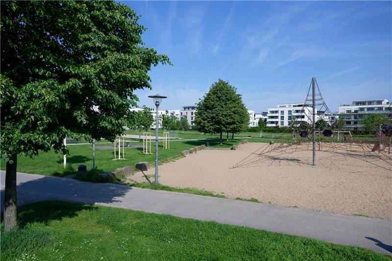 Dreijährige wieder aufgetaucht - Festgenommener kommt frei Auf dem Gelände des Bürgerparks in Köln-Kalk verschwand am Freitag eine Dreijährige.